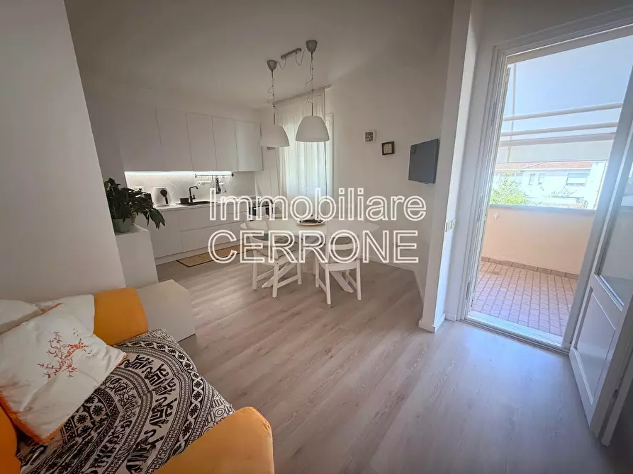 Immagine 1 di Appartamento in vendita  a Cecina