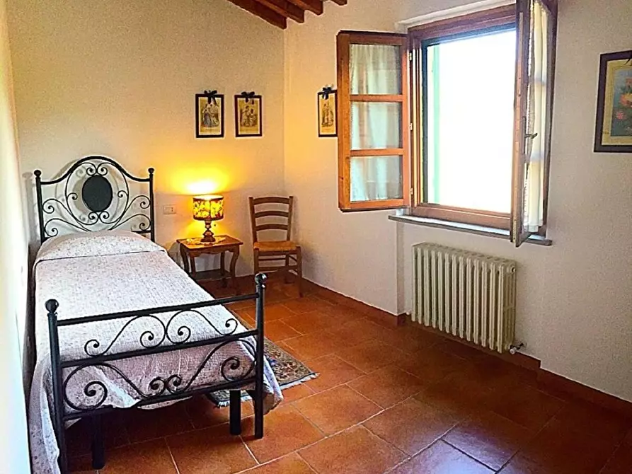 Immagine 4 di Casa colonica in vendita  a Montaione