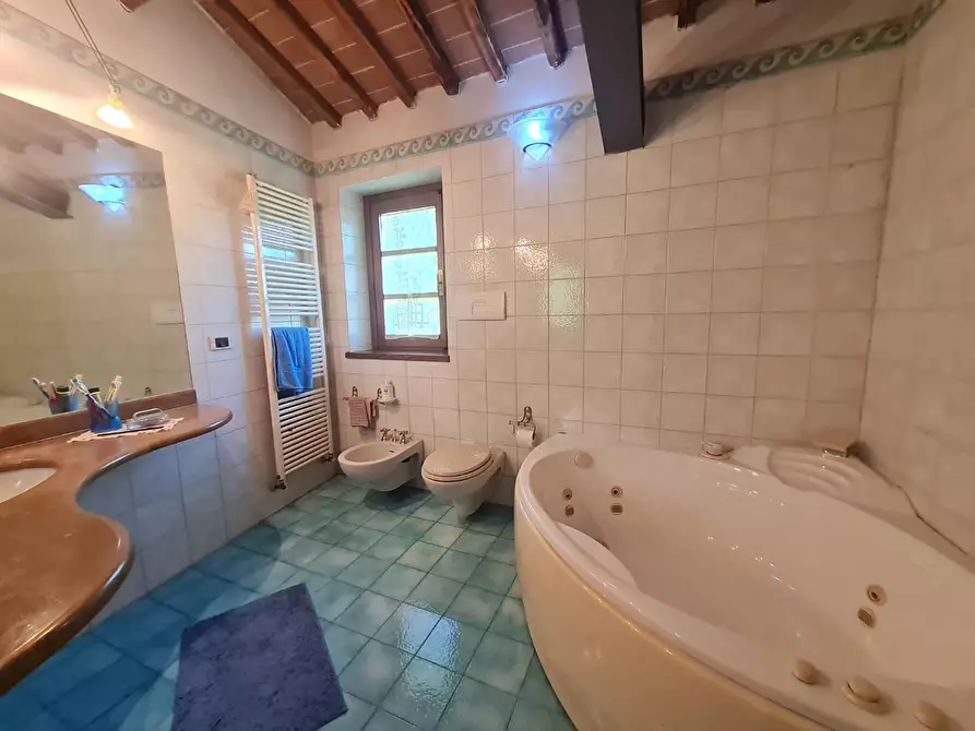 Immagine 12 di Rustico / casale in vendita  a Monteriggioni