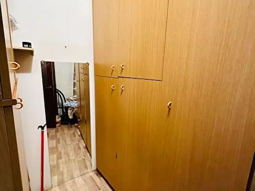 Immagine 14 di Appartamento in vendita  a Siena