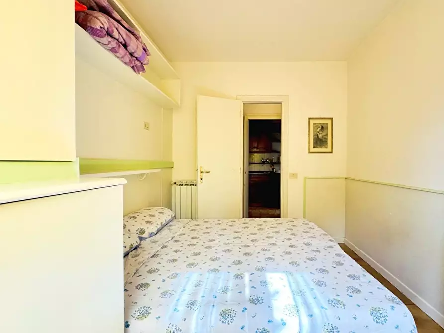 Immagine 41 di Villetta a schiera in vendita  a Pietrasanta