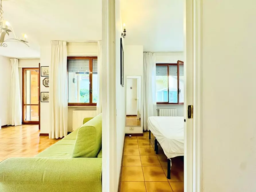 Immagine 48 di Villetta a schiera in vendita  a Pietrasanta