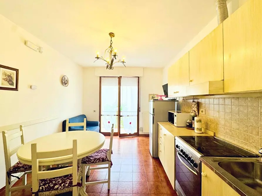 Immagine 5 di Villetta a schiera in vendita  a Pietrasanta