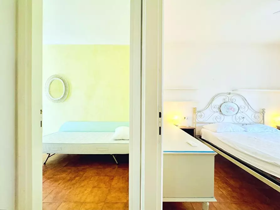 Immagine 14 di Villetta a schiera in vendita  a Pietrasanta