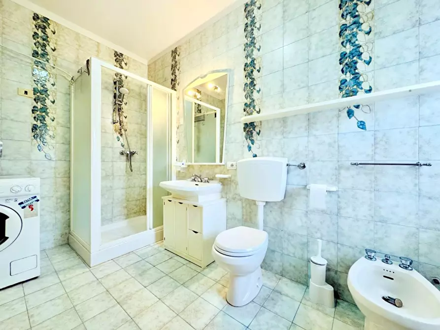 Immagine 24 di Villetta a schiera in vendita  a Pietrasanta