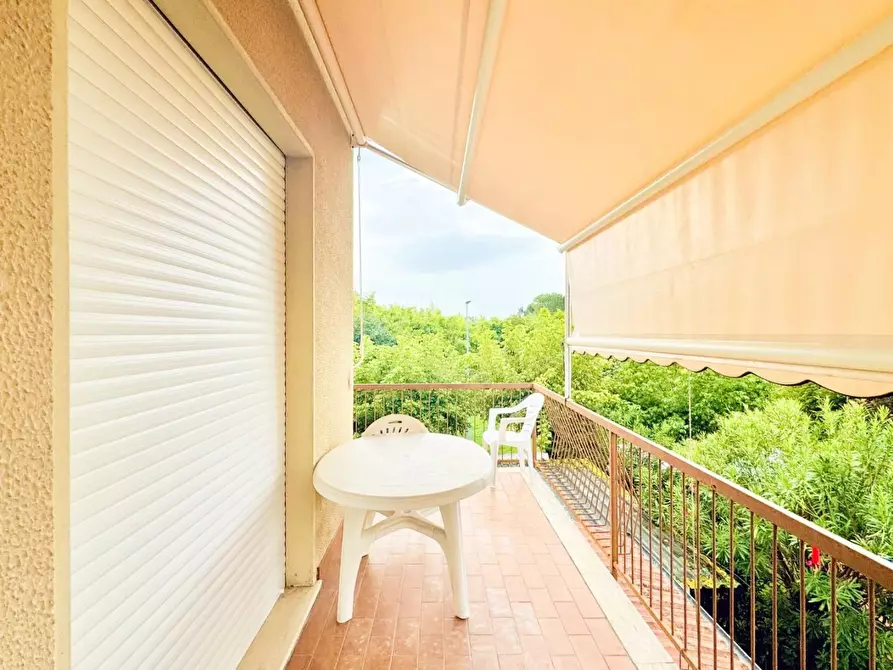 Immagine 26 di Villetta a schiera in vendita  a Pietrasanta