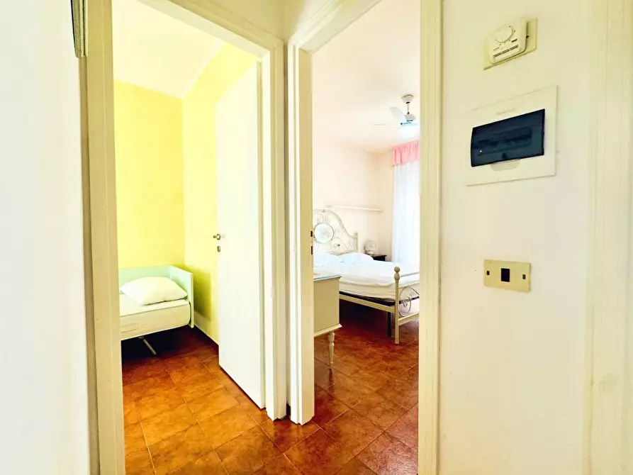 Immagine 9 di Villetta a schiera in vendita  a Pietrasanta