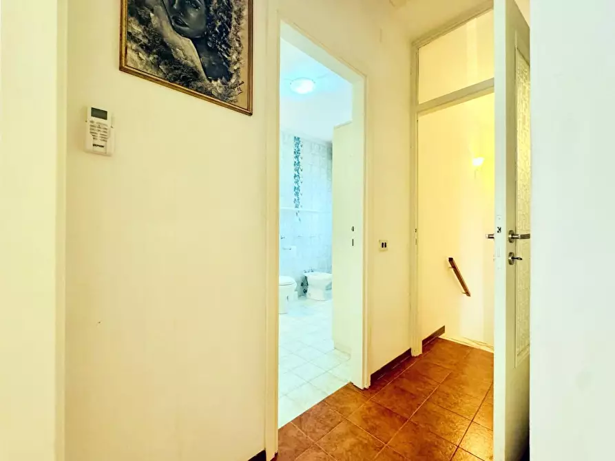 Immagine 20 di Villetta a schiera in vendita  a Pietrasanta