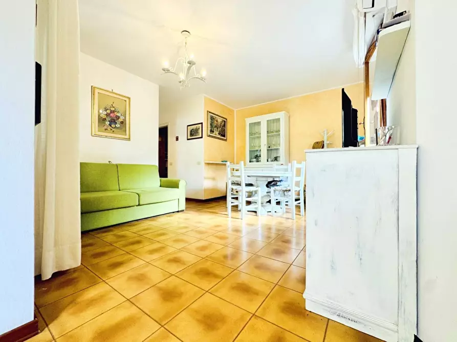 Immagine 30 di Villetta a schiera in vendita  a Pietrasanta