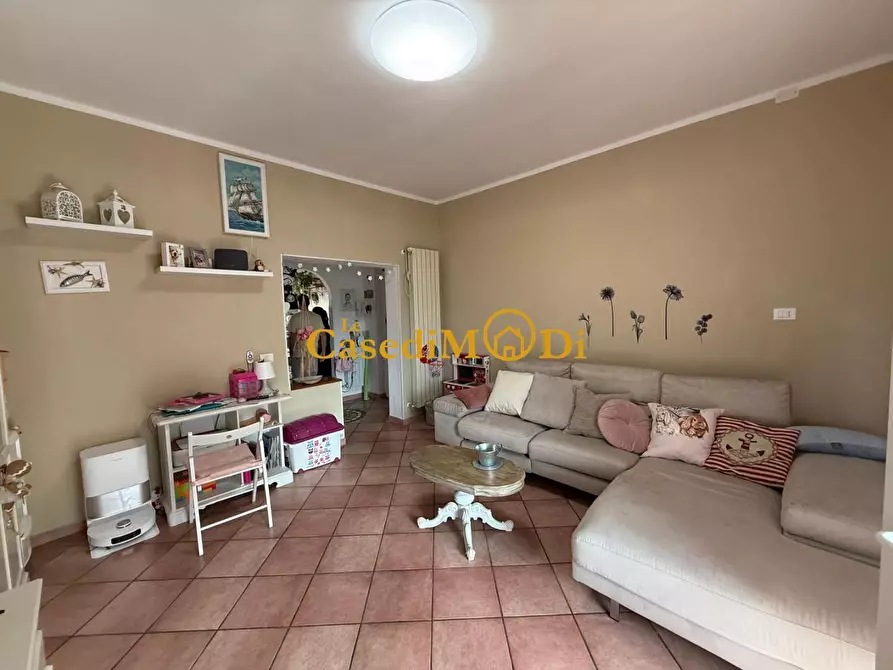Immagine 2 di Appartamento in vendita  a Livorno