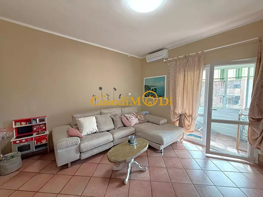 Immagine 3 di Appartamento in vendita  a Livorno