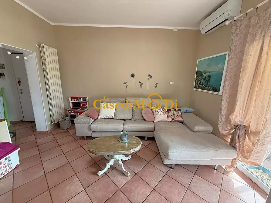 Immagine 4 di Appartamento in vendita  a Livorno