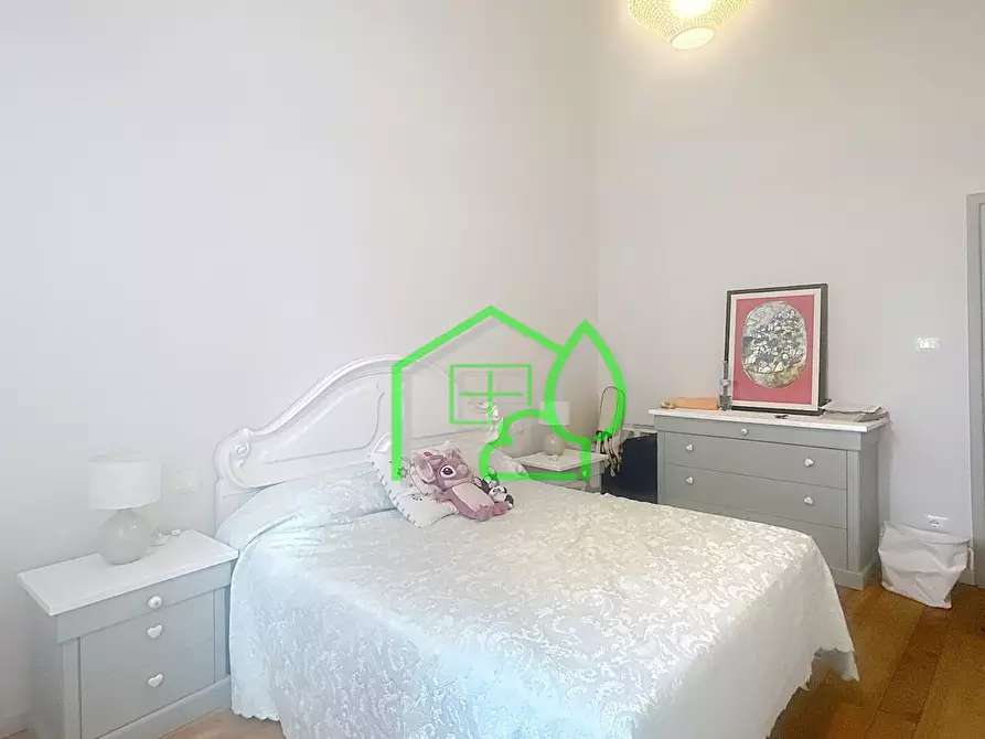 Immagine 24 di Villa in vendita  a Viareggio