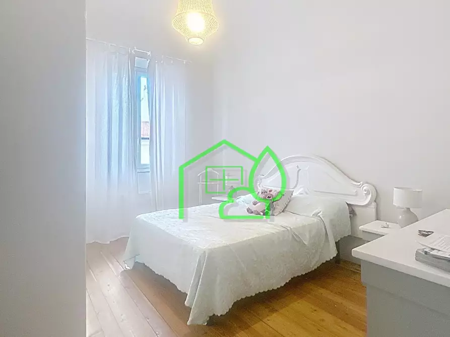 Immagine 25 di Villa in vendita  a Viareggio