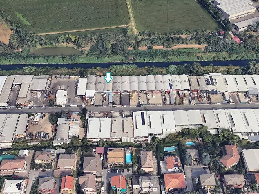 Immagine 2 di Laboratorio in vendita  a Pieve Emanuele