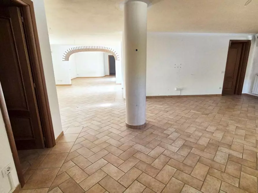 Immagine 128 di Villa in vendita  a Camaiore