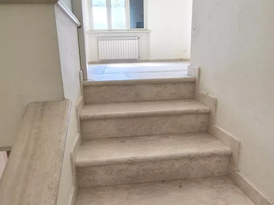 Immagine 141 di Villa in vendita  a Camaiore