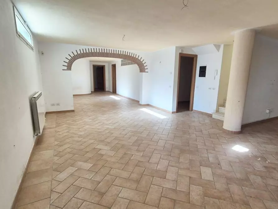 Immagine 123 di Villa in vendita  a Camaiore