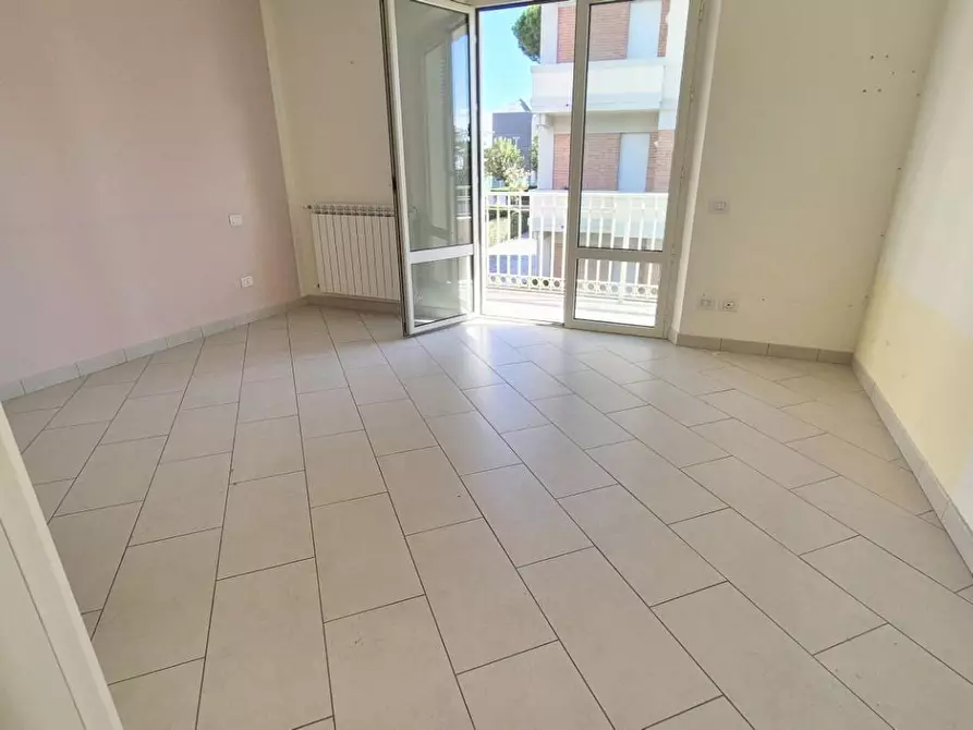 Immagine 80 di Villa in vendita  a Camaiore