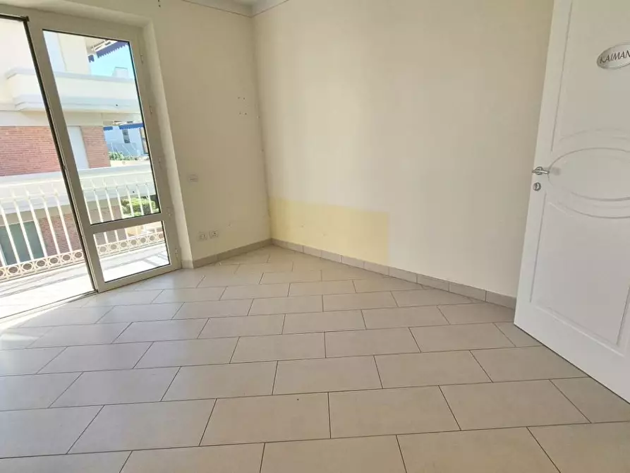 Immagine 84 di Villa in vendita  a Camaiore