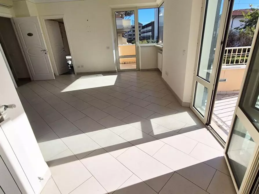 Immagine 95 di Villa in vendita  a Camaiore