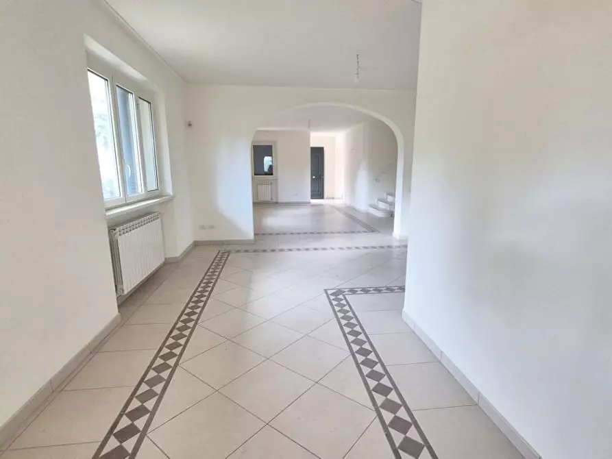 Immagine 24 di Villa in vendita  a Camaiore