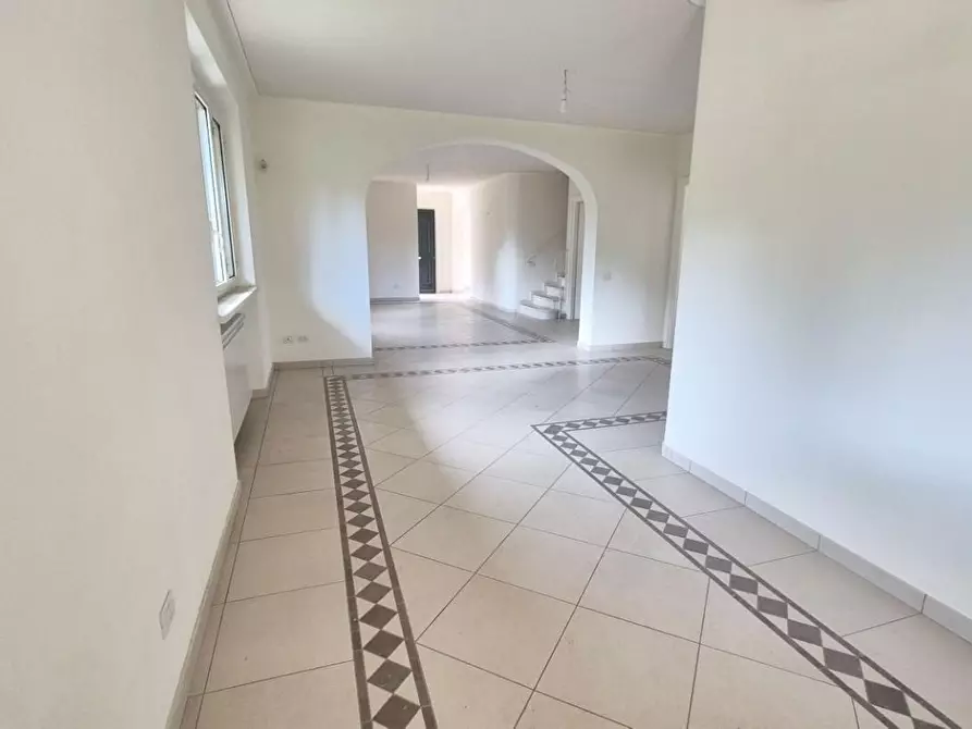 Immagine 23 di Villa in vendita  a Camaiore