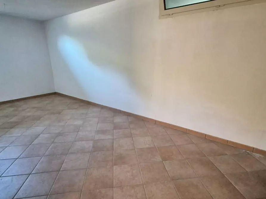 Immagine 137 di Villa in vendita  a Camaiore