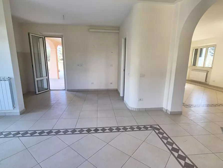 Immagine 30 di Villa in vendita  a Camaiore