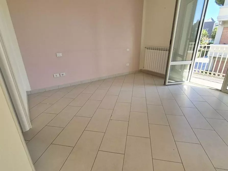 Immagine 82 di Villa in vendita  a Camaiore