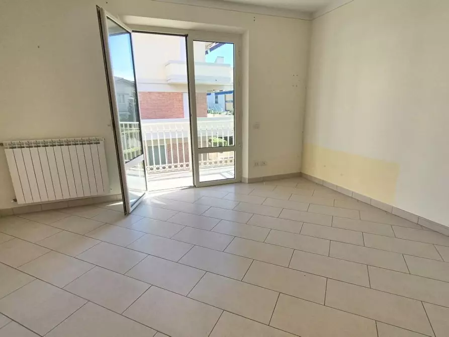 Immagine 83 di Villa in vendita  a Camaiore