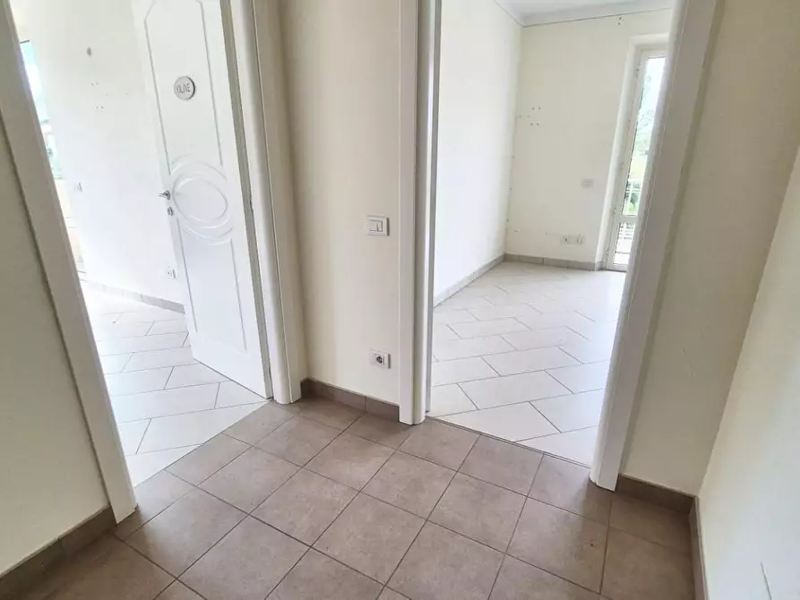 Immagine 60 di Villa in vendita  a Camaiore