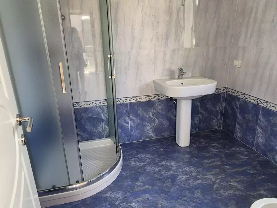 Immagine 87 di Villa in vendita  a Camaiore