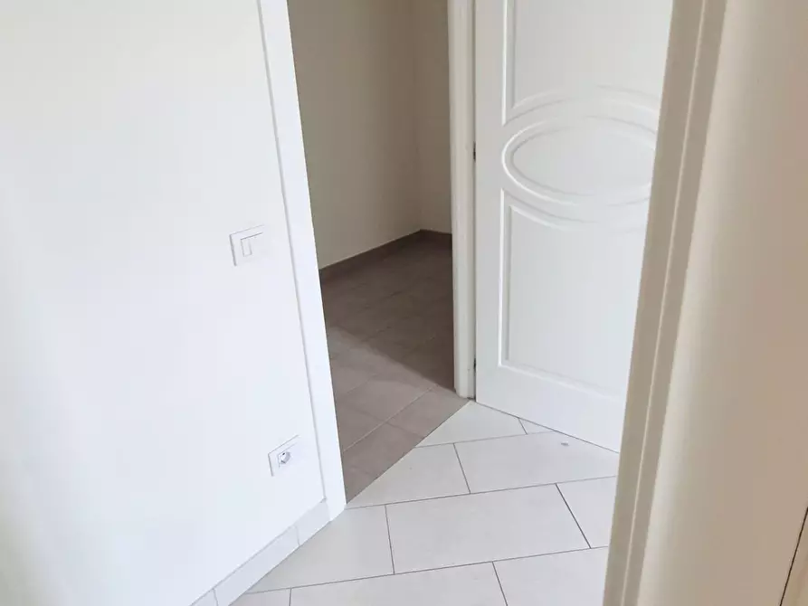 Immagine 79 di Villa in vendita  a Camaiore