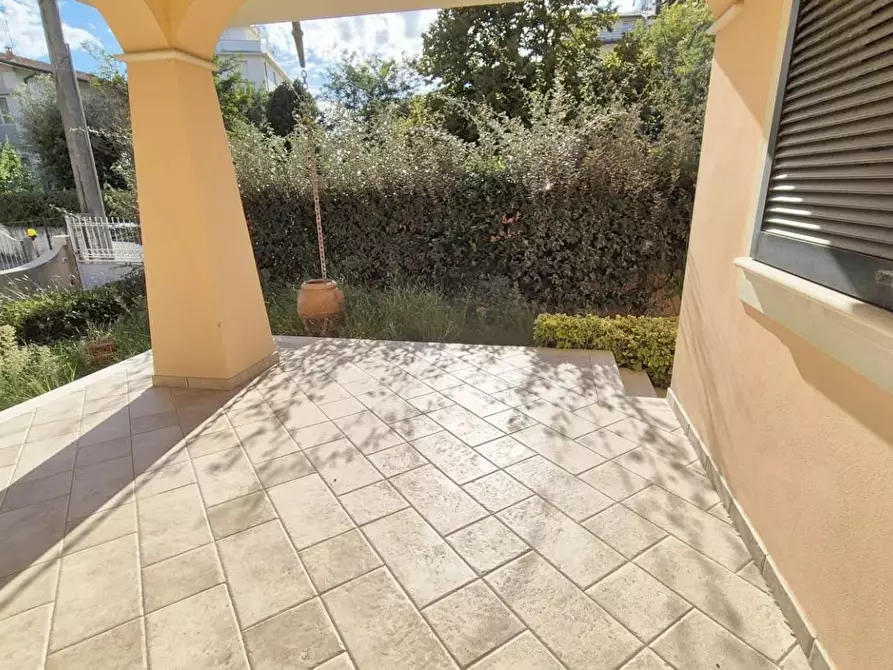 Immagine 158 di Villa in vendita  a Camaiore