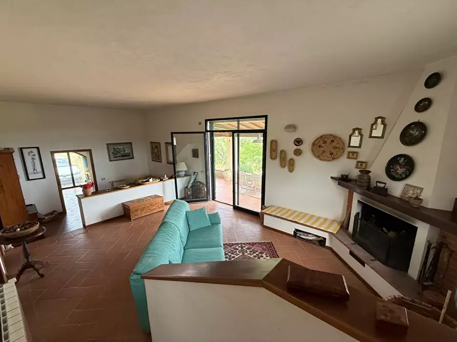 Immagine 3 di Casa colonica in vendita  a Certaldo