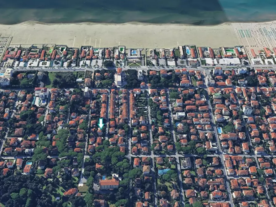 Immagine 2 di Casa bifamiliare in vendita  a Pietrasanta