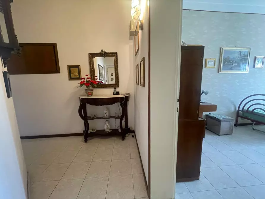 Immagine 13 di Appartamento in vendita  a Pontedera