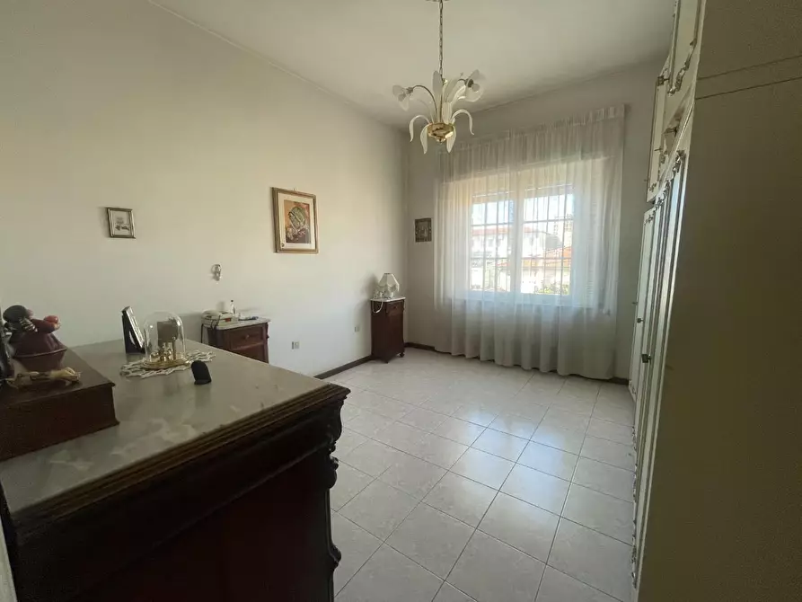 Immagine 19 di Appartamento in vendita  a Pontedera