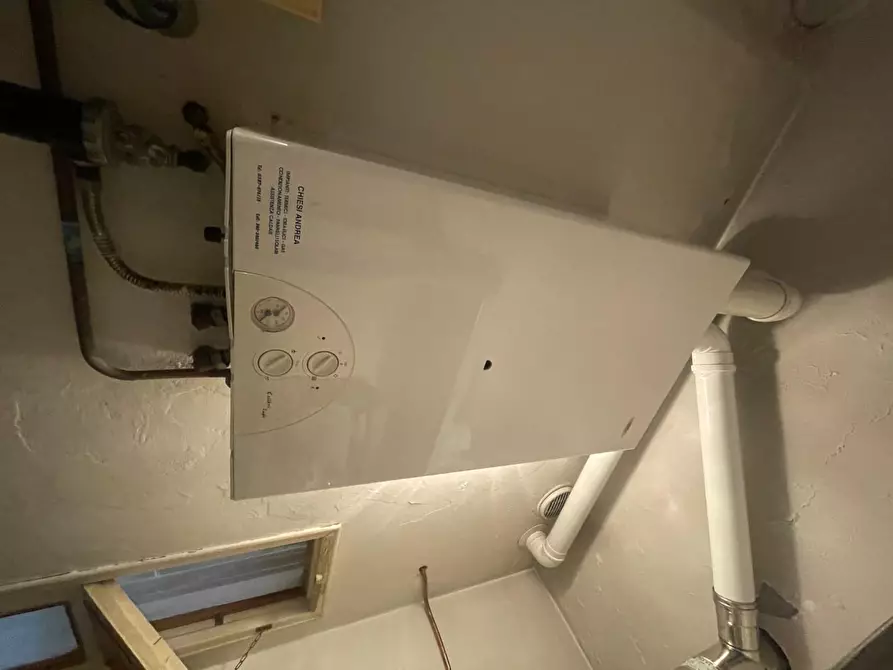 Immagine 18 di Appartamento in vendita  a Pontedera