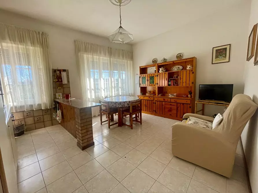 Immagine 1 di Appartamento in vendita  a Pontedera