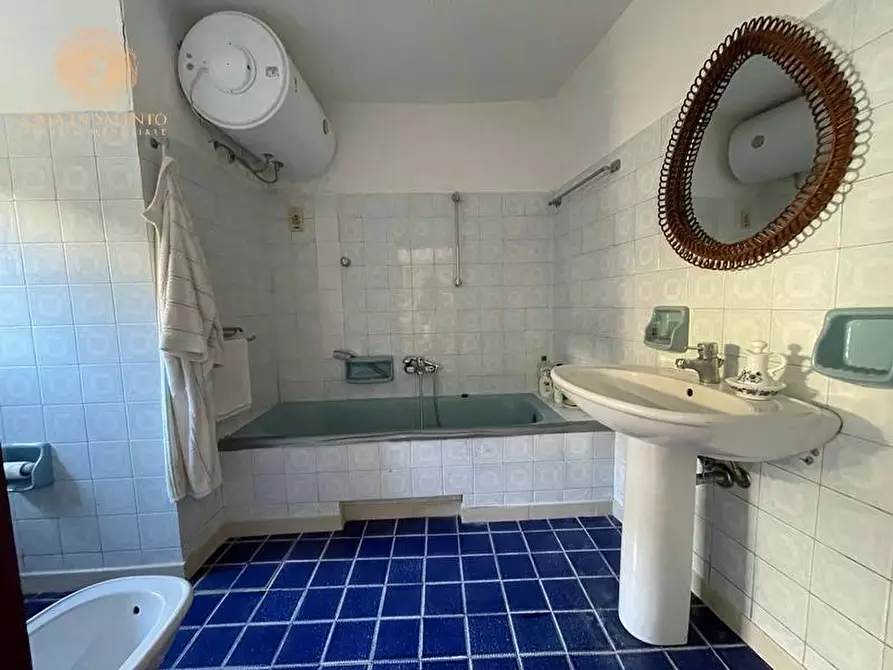 Immagine 12 di Appartamento in vendita  a Alessano