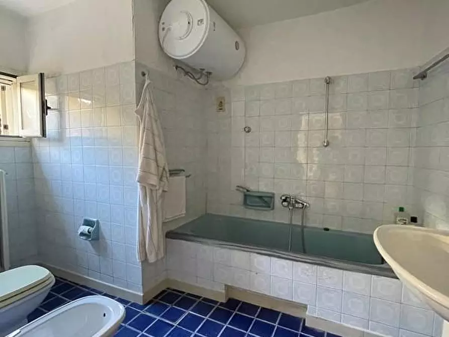 Immagine 11 di Appartamento in vendita  a Alessano