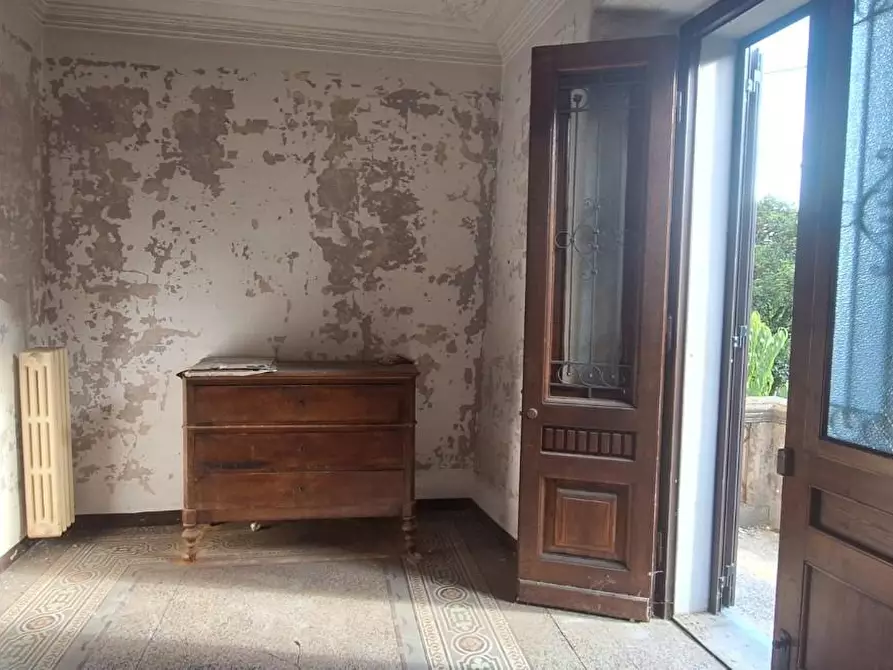 Immagine 12 di Villa in vendita  a Barga