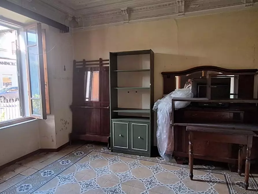 Immagine 14 di Villa in vendita  a Barga