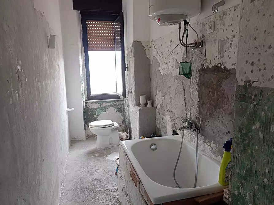 Immagine 8 di Appartamento in vendita  a Carrara