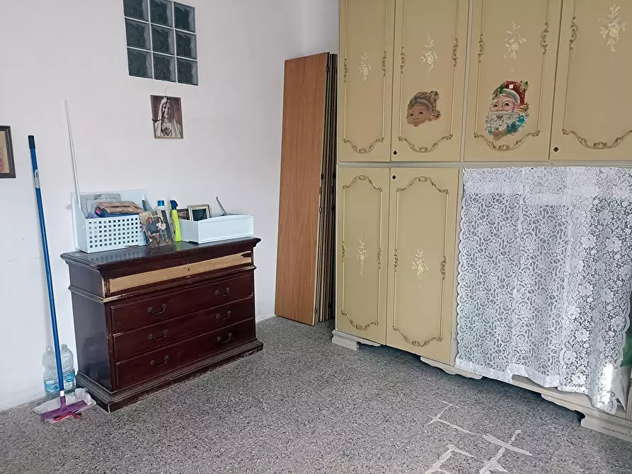 Immagine 10 di Appartamento in vendita  a Carrara