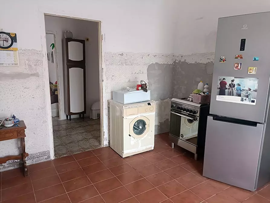 Immagine 6 di Appartamento in vendita  a Carrara
