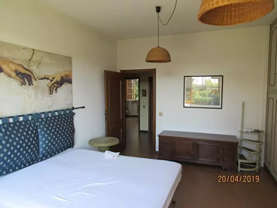 Immagine 10 di Villa in vendita  a Massa E Cozzile