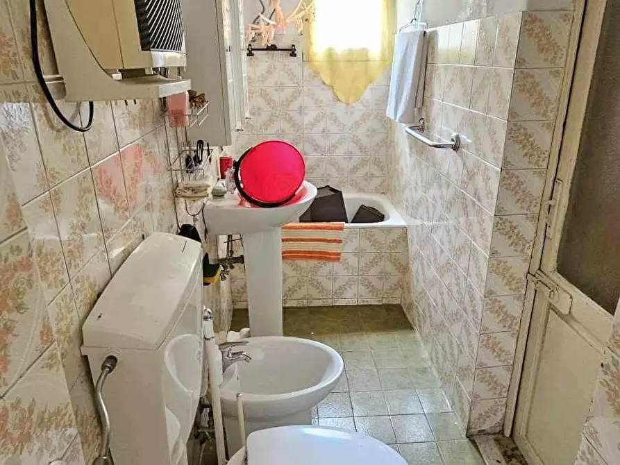 Immagine 9 di Appartamento in vendita  a Massa